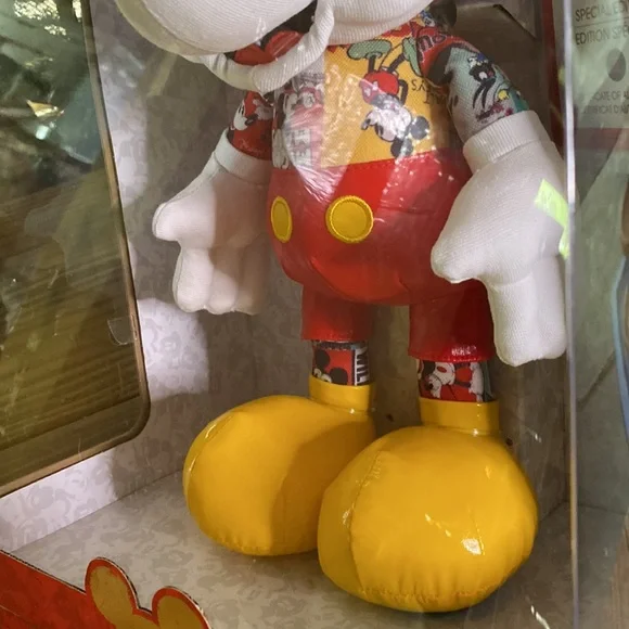 Disney Year Of the Mouse Mickey Mouse Movie Star May Plush Special Edition #5 - Picture 12 of 16